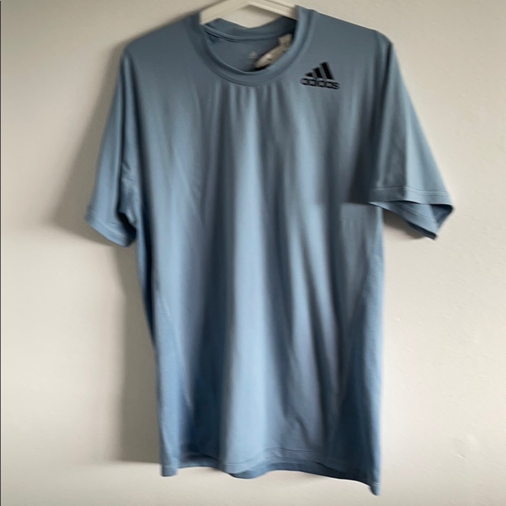 Gray/blue t-shirt